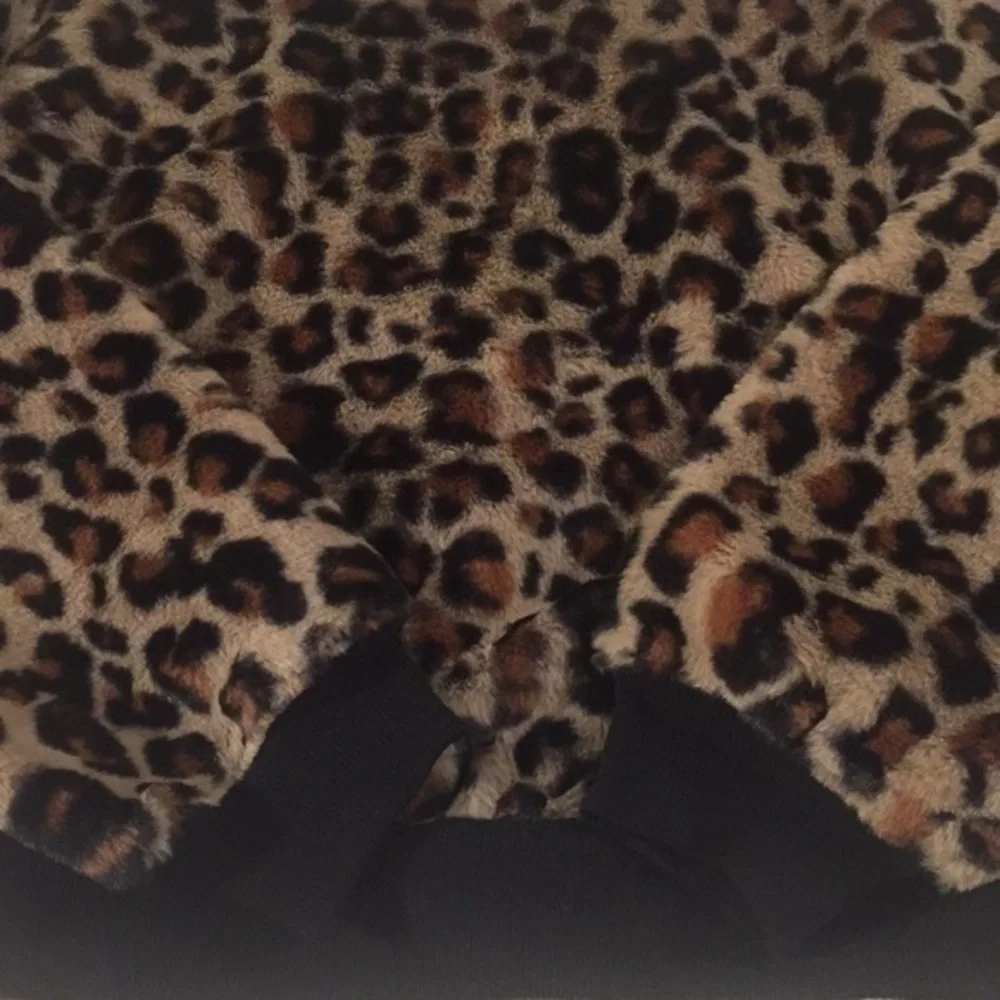 Wild Fable sweatshirt leopard print faux f… - Picture 7 of 8